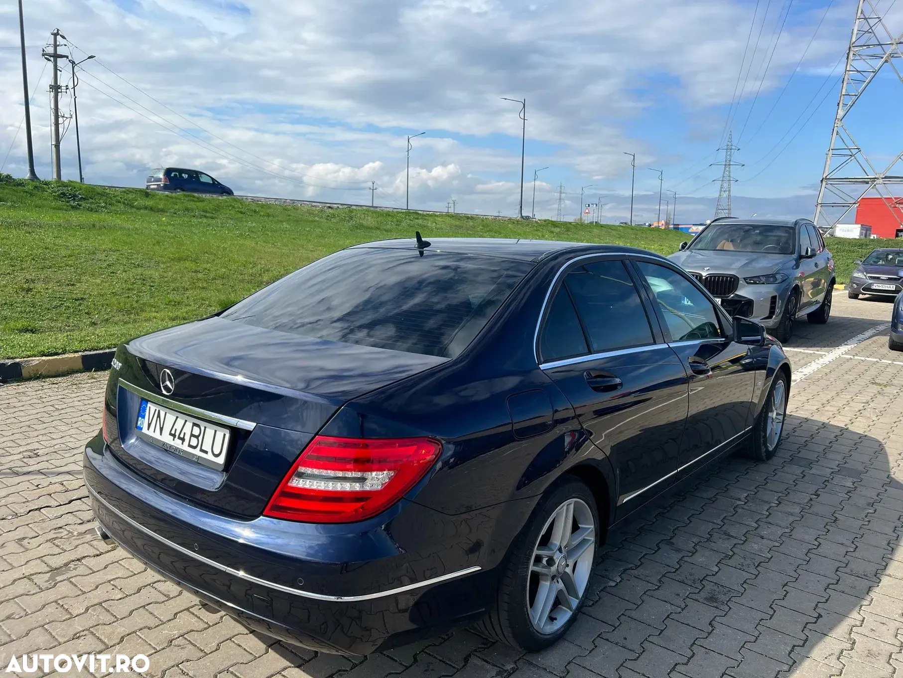 Mercedes-Benz C 200 T (BlueEFFICIENCY) 7G-TRONIC Avantgarde - 3