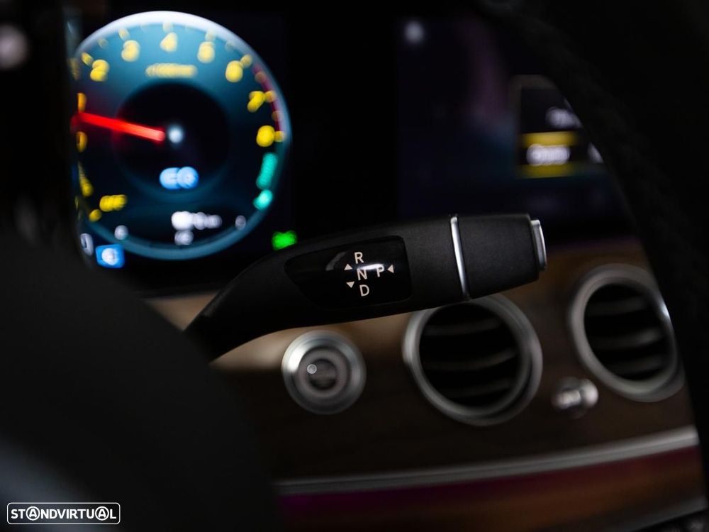 Mercedes-Benz E 300 T 9G-TRONIC AMG Line - 19