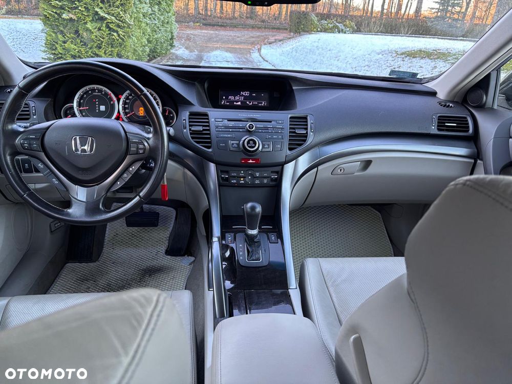 Honda Accord 2.0 Executive - 6