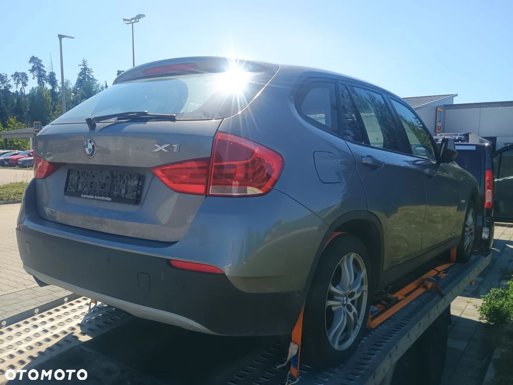 BMW X1 sDrive18i xLine - 3