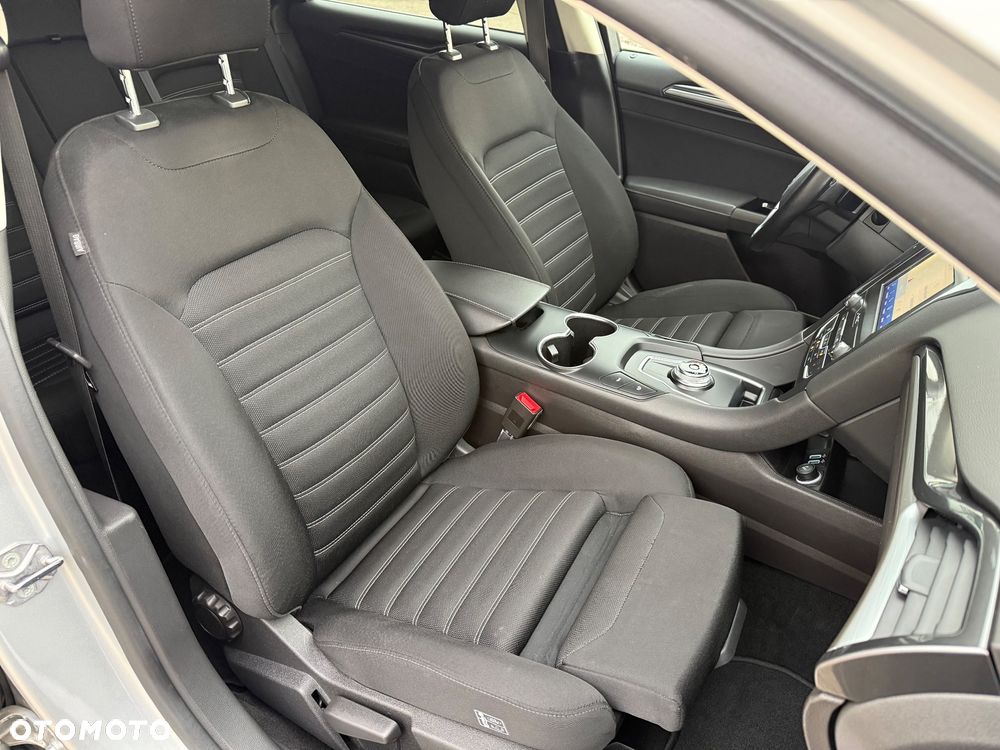 Ford Mondeo 2.0 EcoBlue Titanium - 15