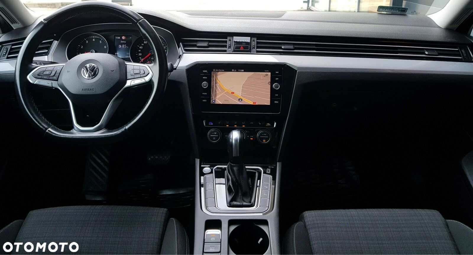 Volkswagen Passat 2.0 TSI Elegance DSG - 21