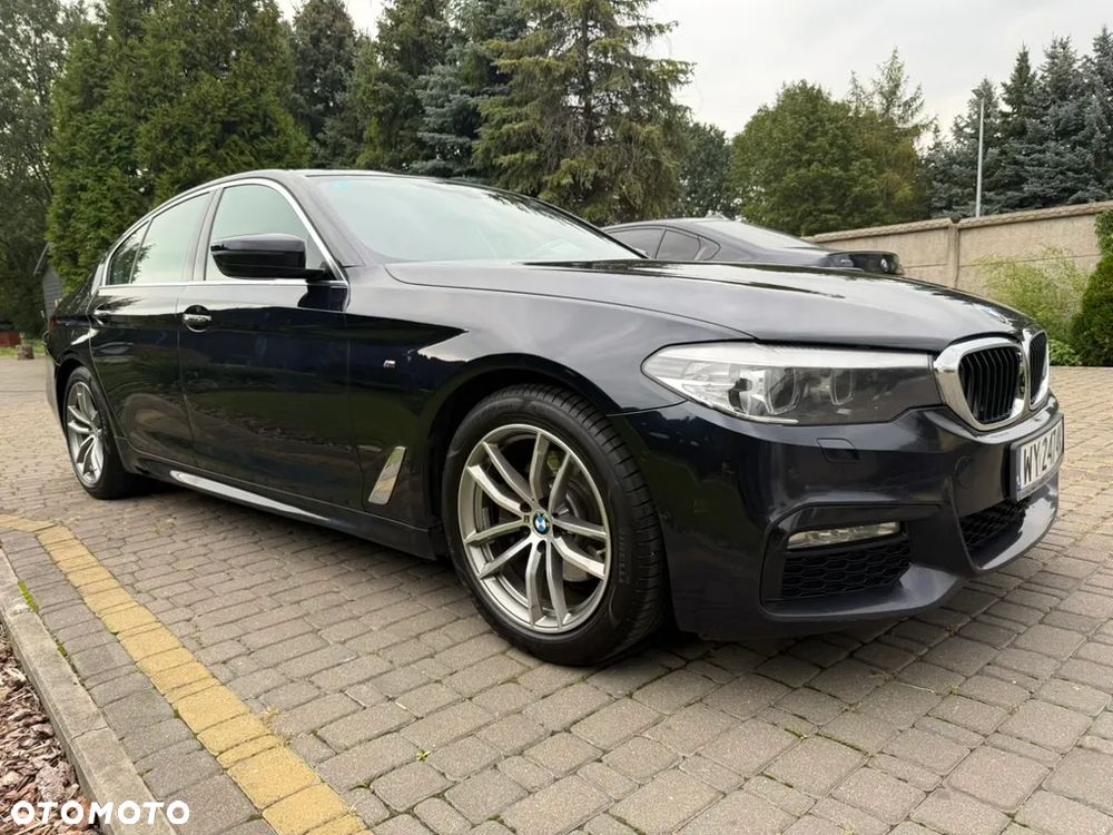 BMW Seria 5 520d M Sport - 2