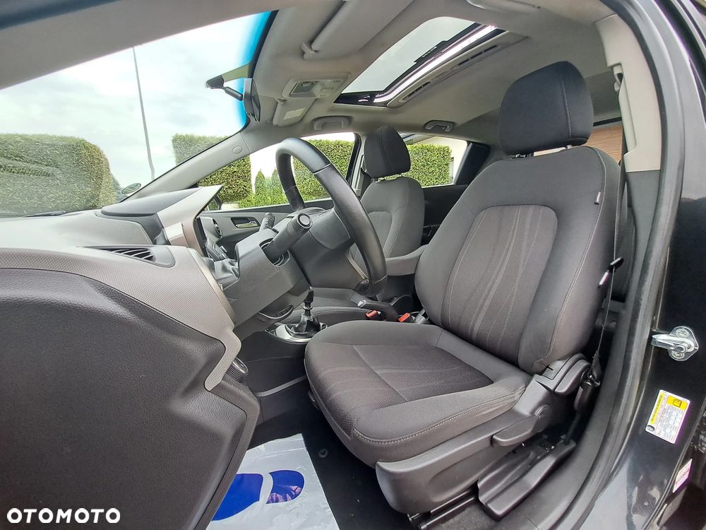 Chevrolet Aveo 1.6 LTZ - 13