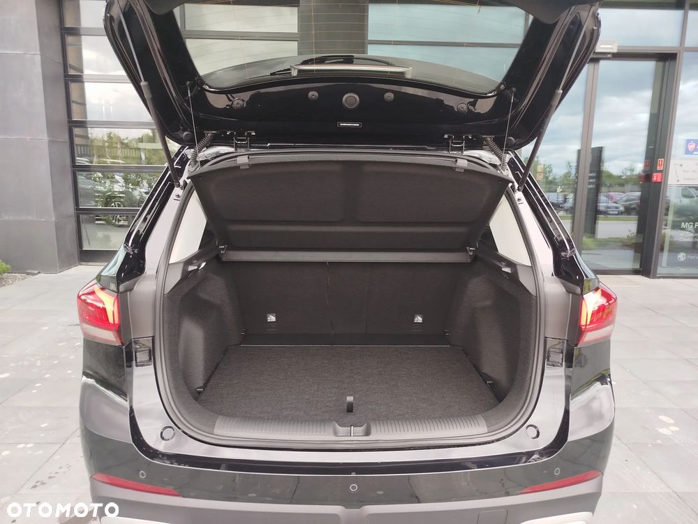 MG ZS Hybrid+ - 7