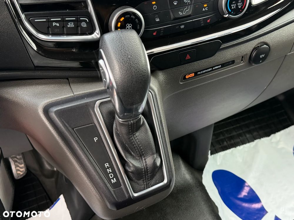 Ford TRANSIT CUSTOM - 21