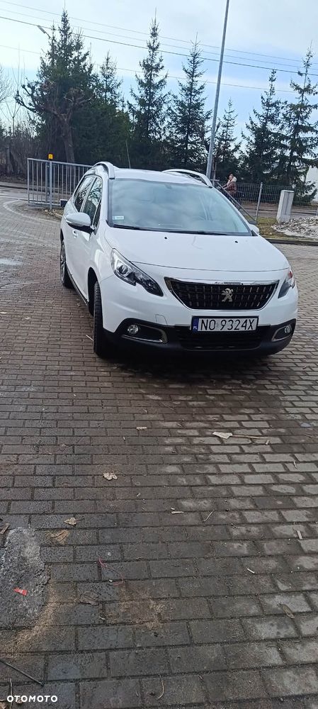 Peugeot 2008 1.2 Pure Tech Active - 6