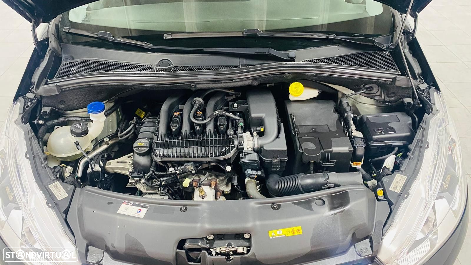 Peugeot 208 1.2 PureTech Signature - 10
