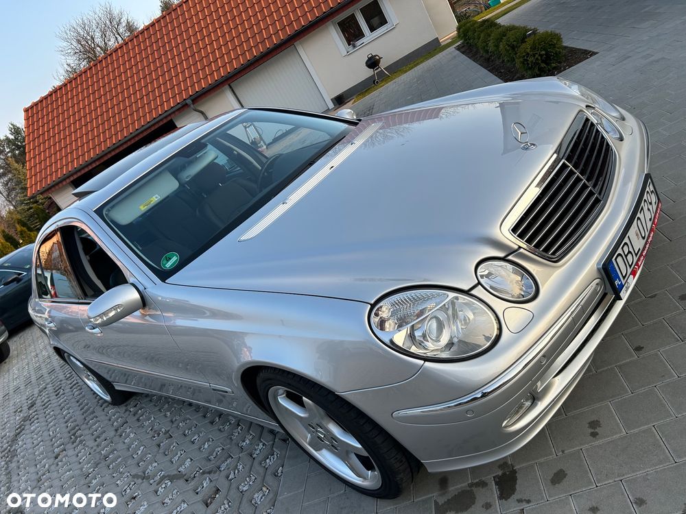 Mercedes-Benz W111 - 8