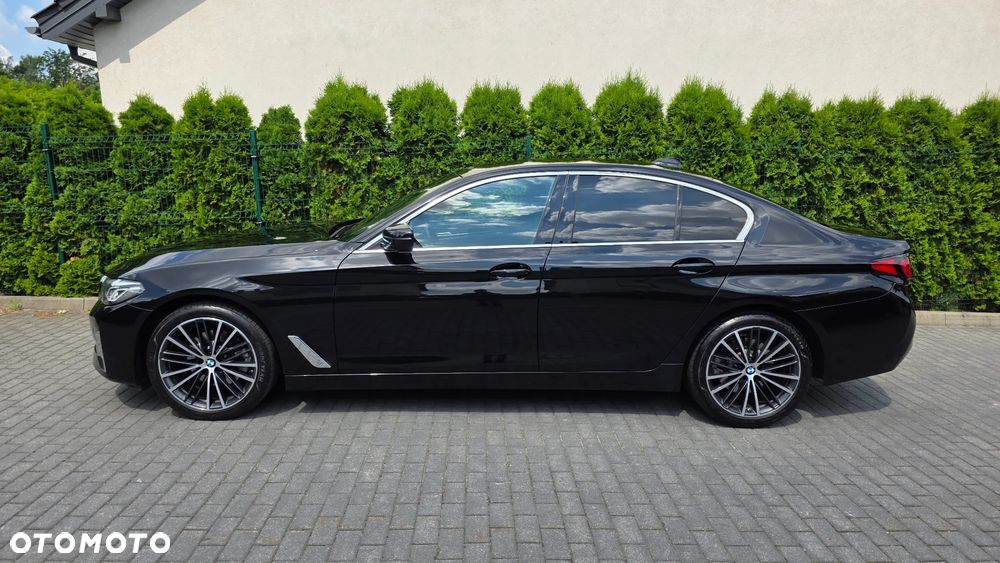 BMW Seria 5 520d xDrive Luxury Line - 6
