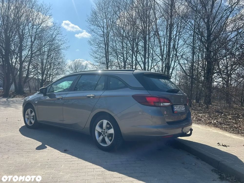 Opel Astra 1.4 T Dynamic - 7