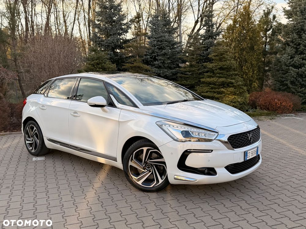 DS Automobiles DS 5 - 8