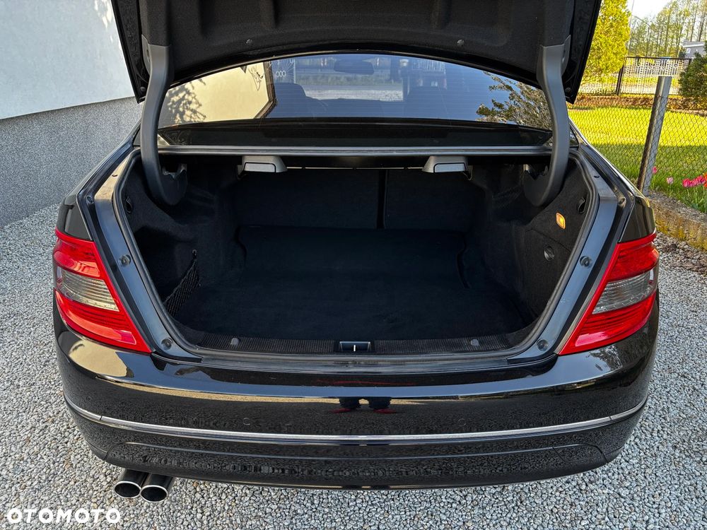 Mercedes-Benz Klasa C 180 Kompressor Avantgarde - 15