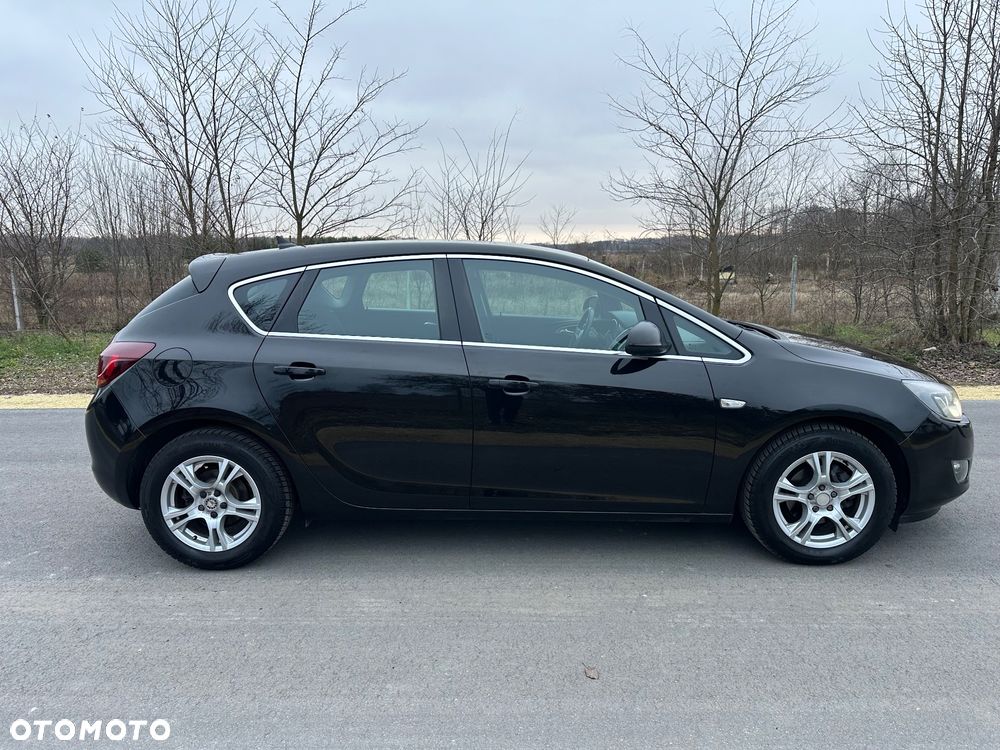 Opel Astra 1.4 T Cosmo - 21