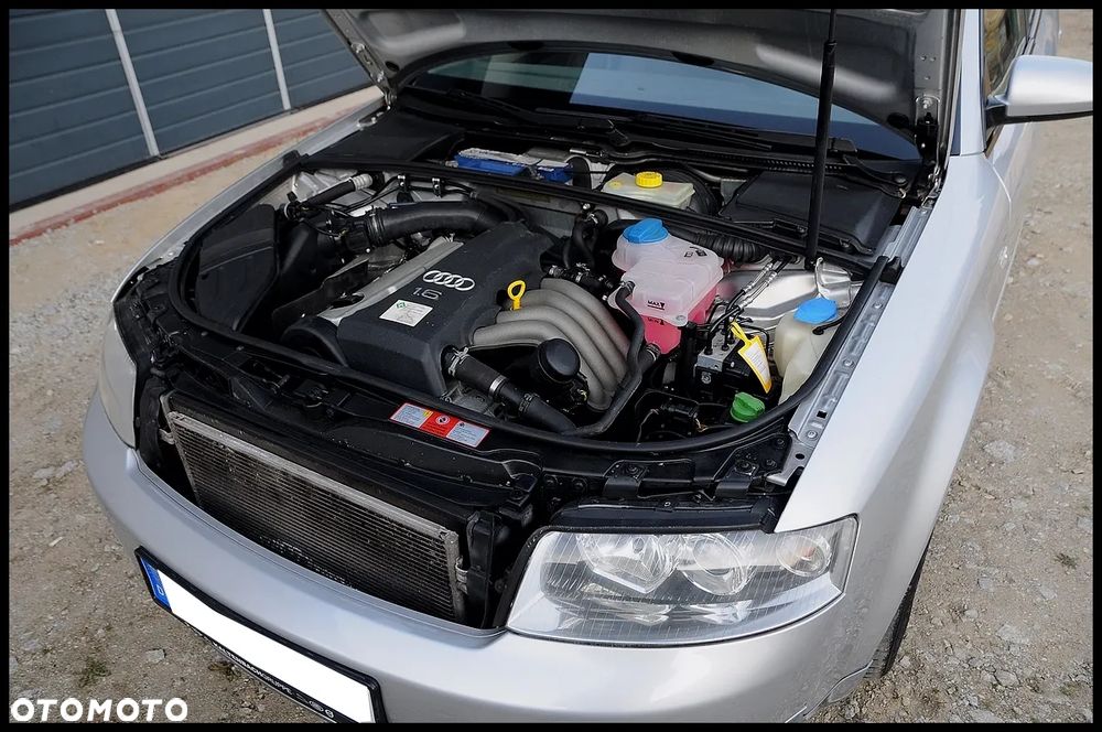 Audi A4 Limousine - 17