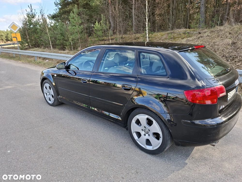 Audi A3 Sportback - 4