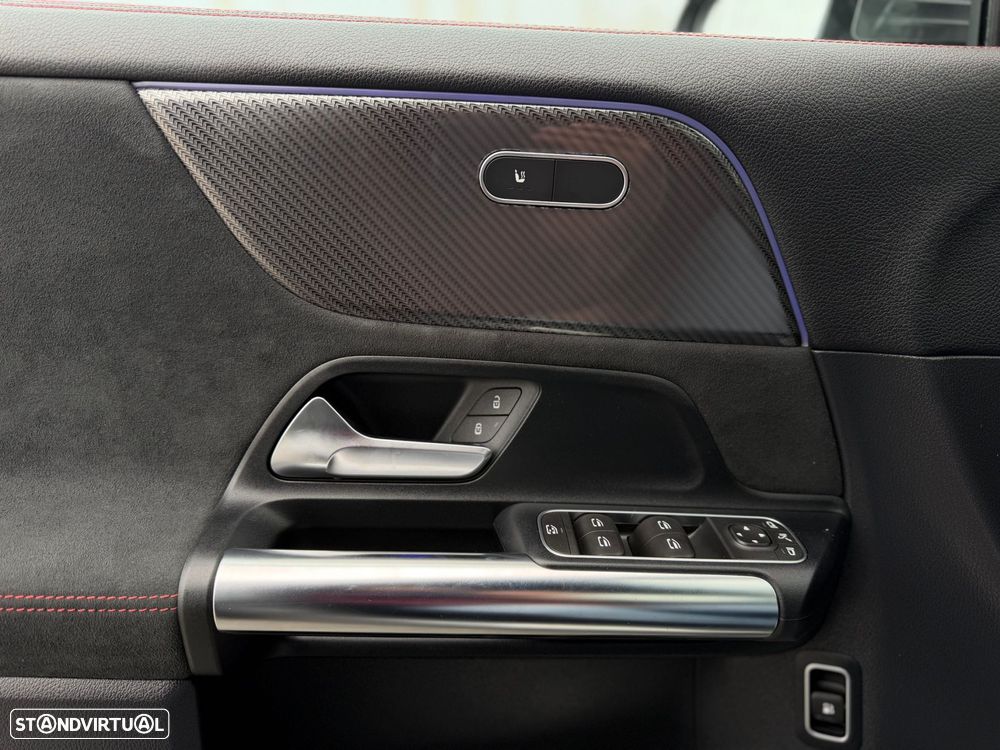 Mercedes-Benz GLA 250 e AMG Line - 43