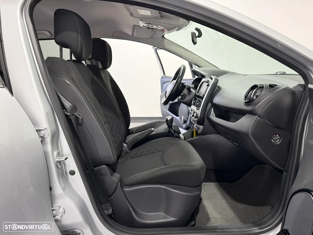 Renault Clio Sport Tourer 0.9 TCE Limited - 35