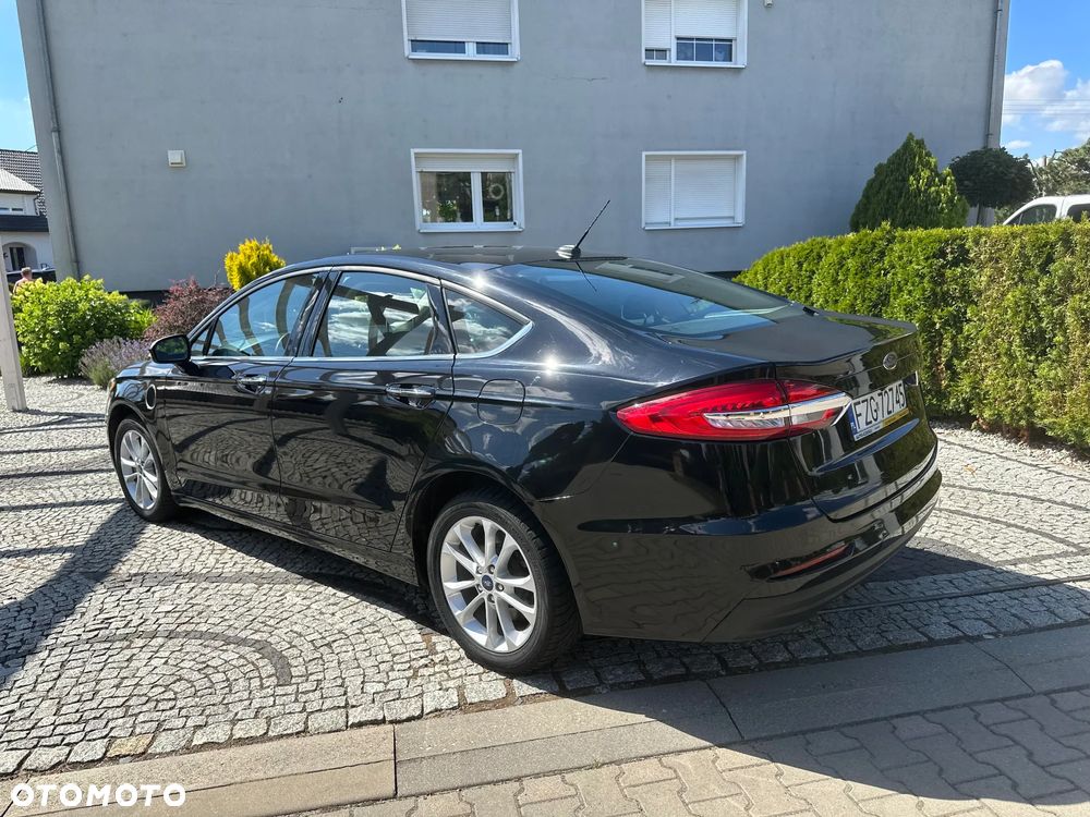 Ford Mondeo 2.0 Hybrid Titanium - 19