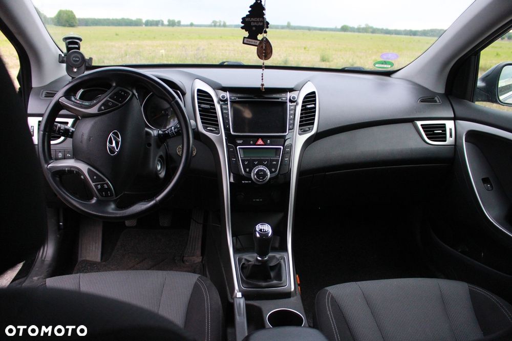 Hyundai i30 1.6 GDI Comfort - 16