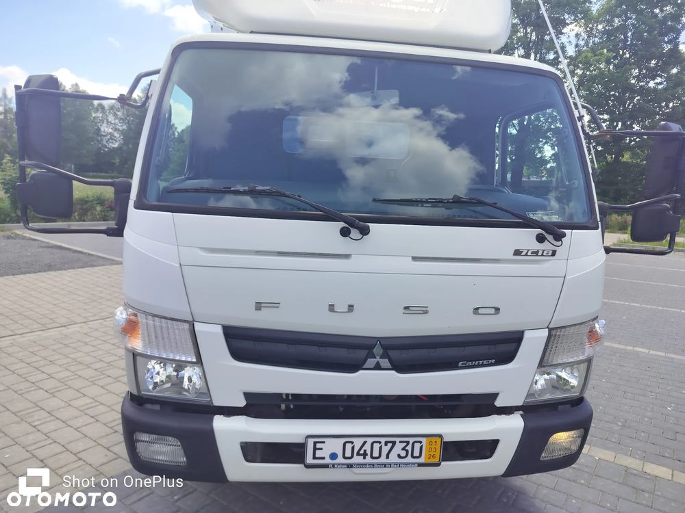 Mitsubishi FUSO - 4