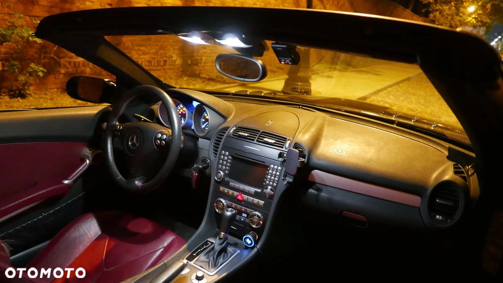 Mercedes-Benz SLK - 14