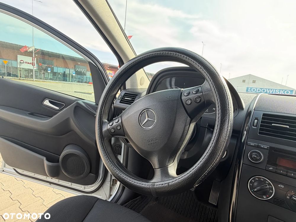 Mercedes-Benz Klasa A 170 Classic - 14