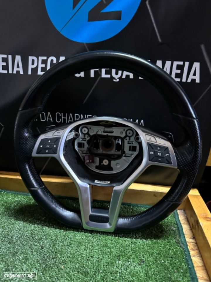 Volante Mercedes Cla ano 2015 - 1