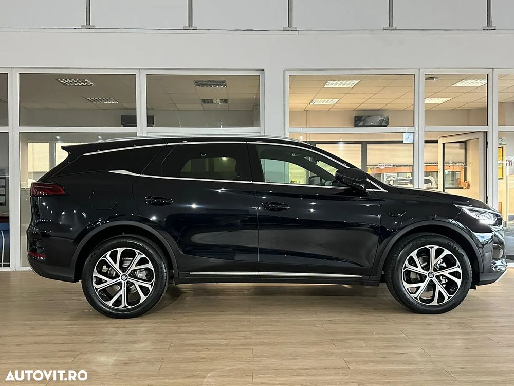 Byd Tang Flagship - 3