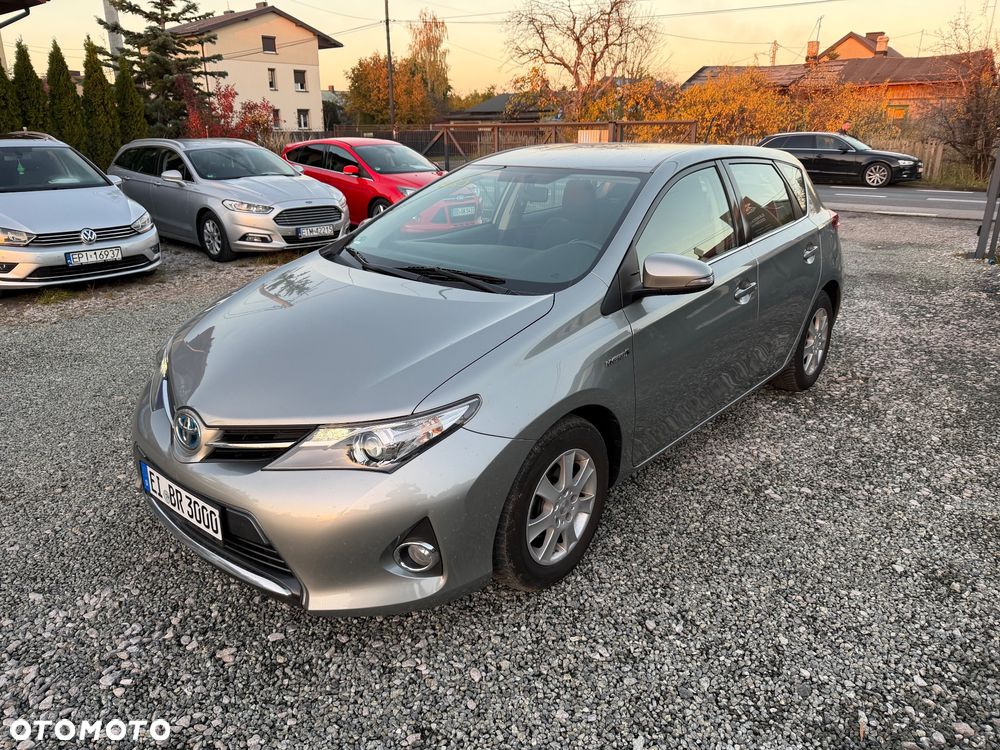 Toyota Auris 1.8 HSD Luna - 14