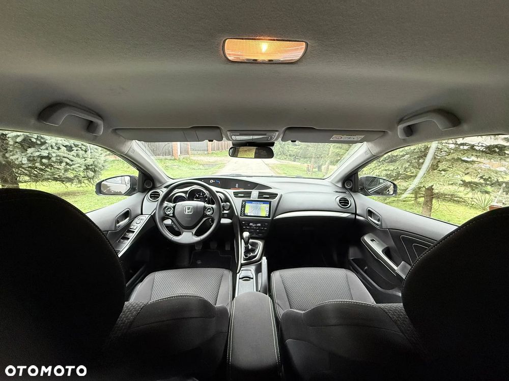 Honda Civic 1.6 i-DTEC Executive Black Edition - 17