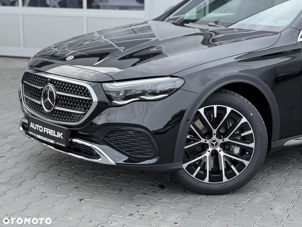 Mercedes-Benz Klasa E 220 d 4Matic 9G-TRONIC - 3