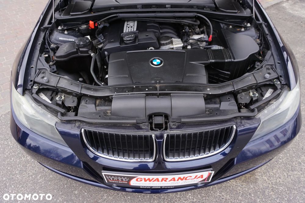 BMW Seria 3 318i Edition Sport - 21