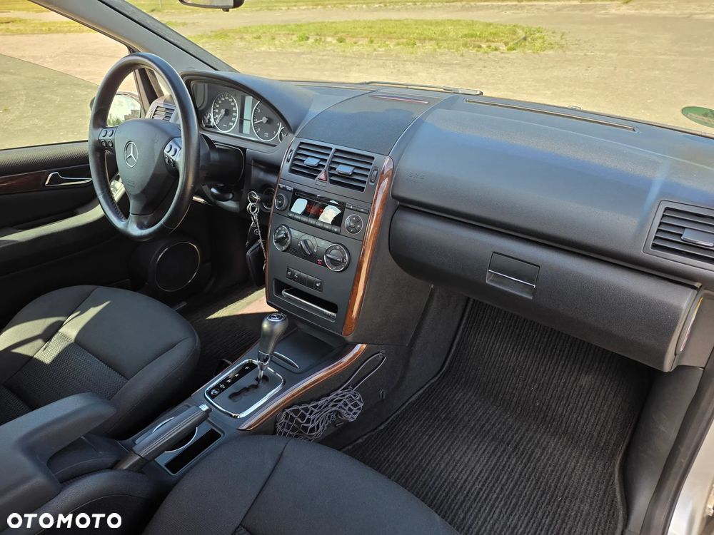 Mercedes-Benz Klasa A 170 Autotronic Elegance - 12