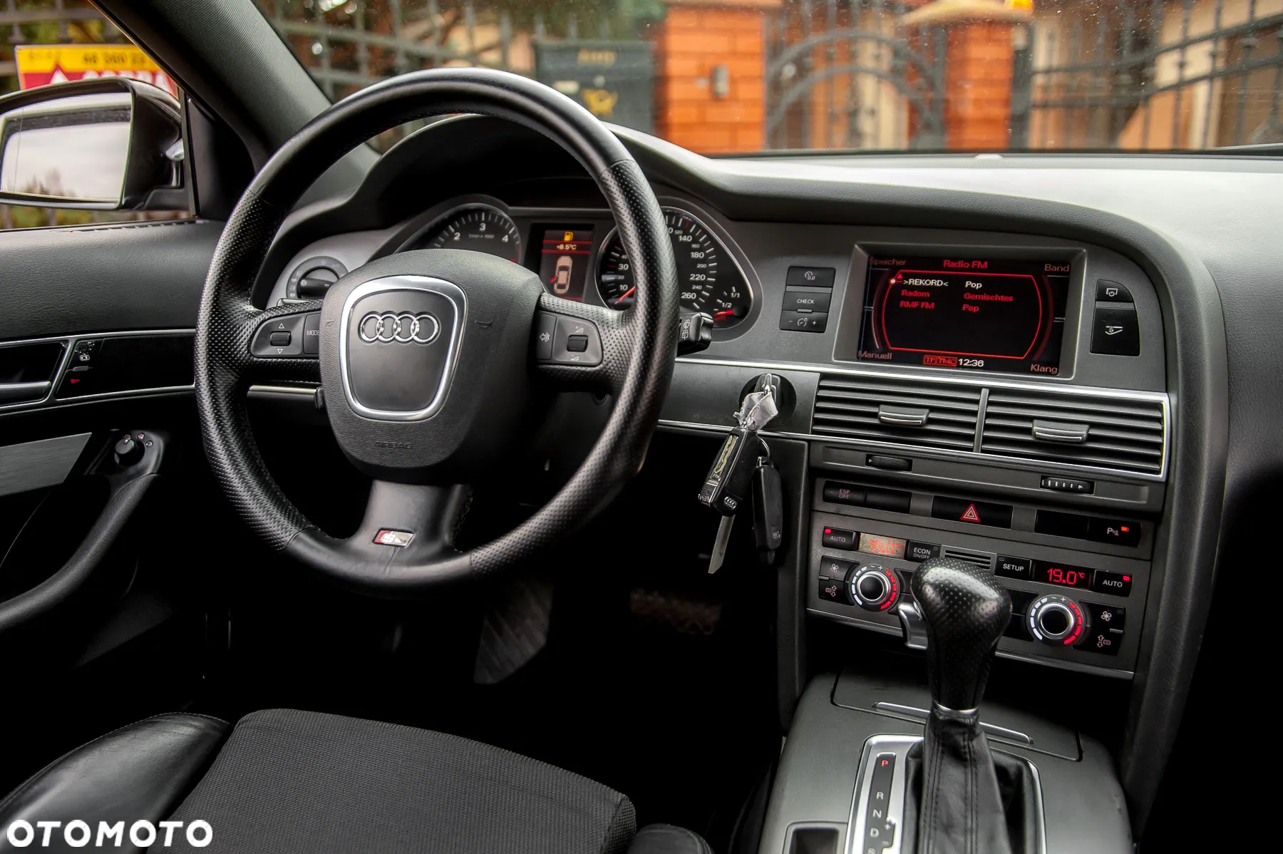 Audi A6 - 24