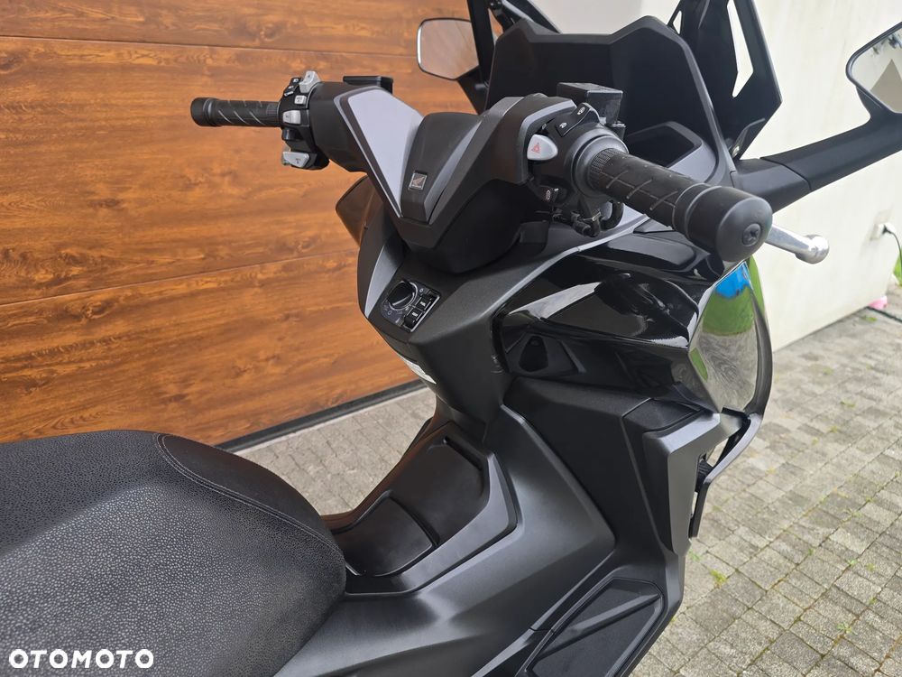 Honda NSS - 30