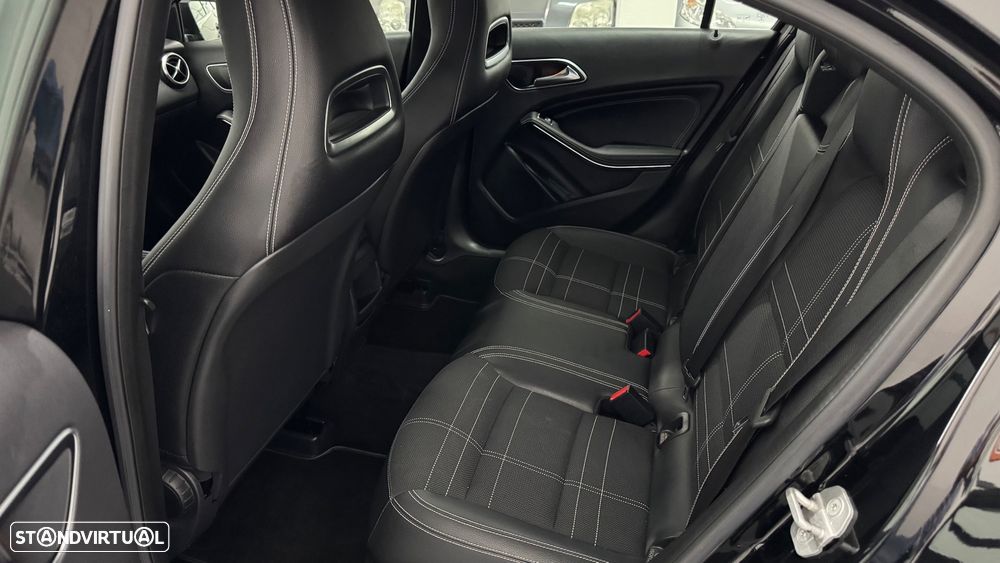 Mercedes-Benz A 180 d Urban Aut. - 31