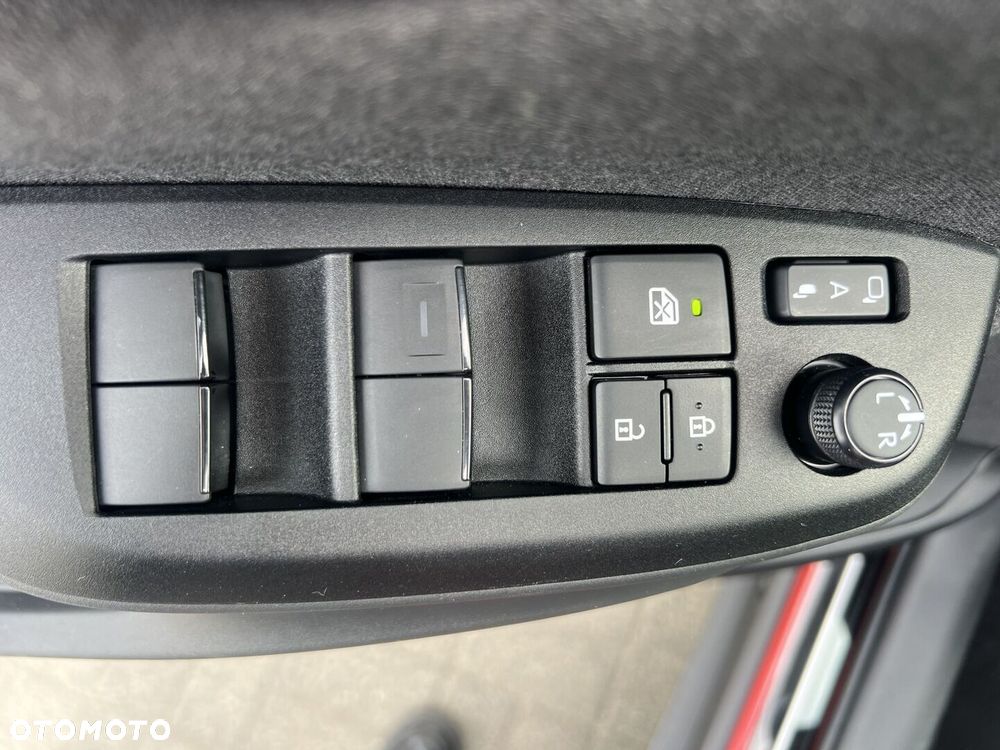 Toyota Yaris Cross Hybrid 1.5 Executive - 22
