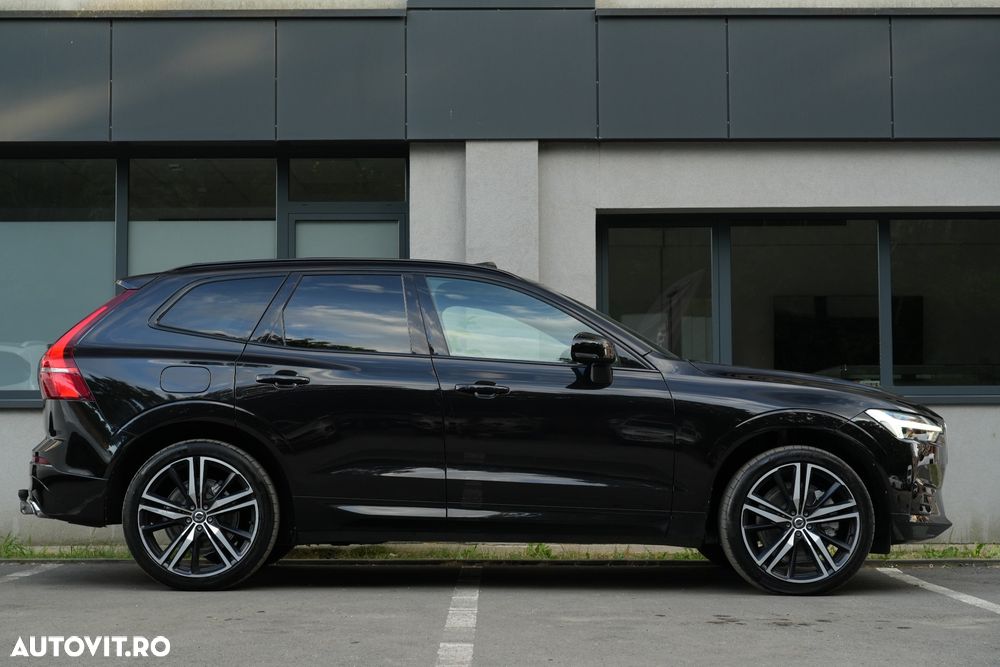 Volvo XC 60 D5 AWD Geartronic RDesign - 36