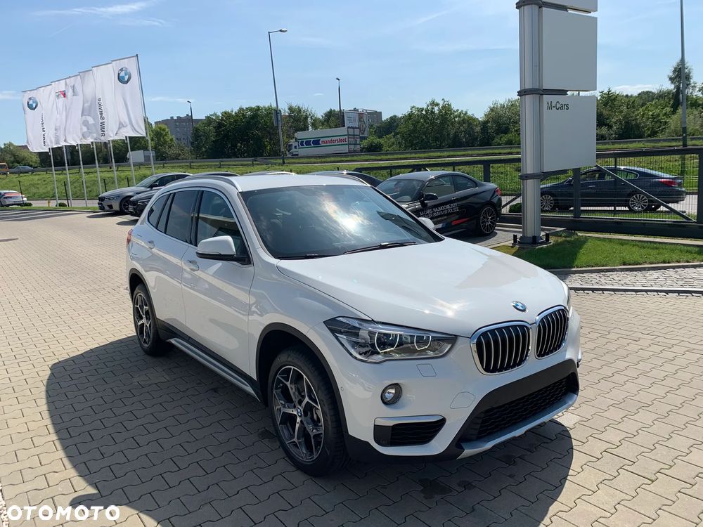 BMW X1 xDrive20d - 10