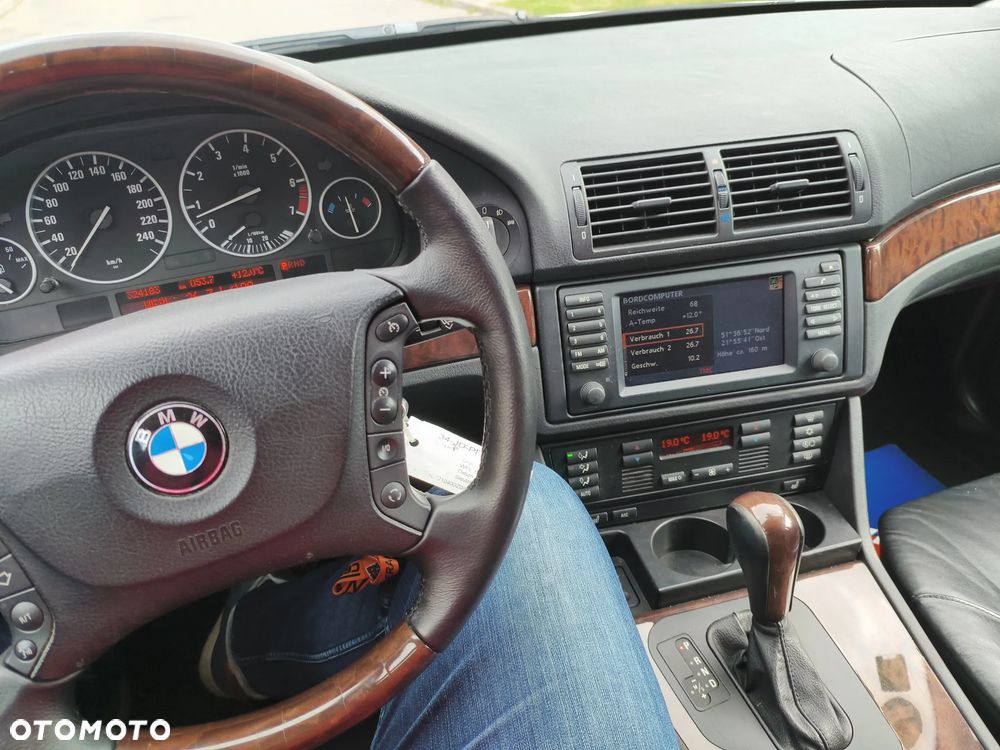 BMW Seria 5 - 13