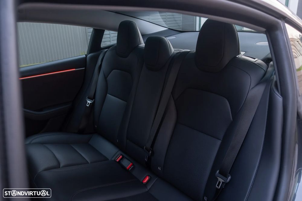 Tesla Model 3 Long Range Tração Integral Premium - 27