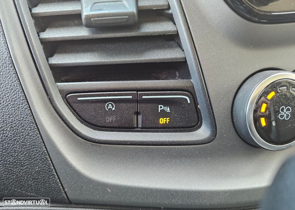 Ford Transit Custom 340 L2H2 VA Auto Trend Nugget Plus - 23