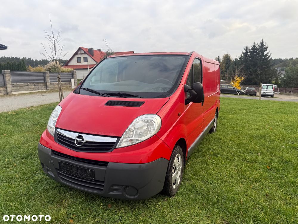 Opel Vivaro - 2