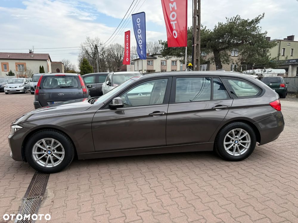 BMW Seria 3 318d Luxury Line - 6