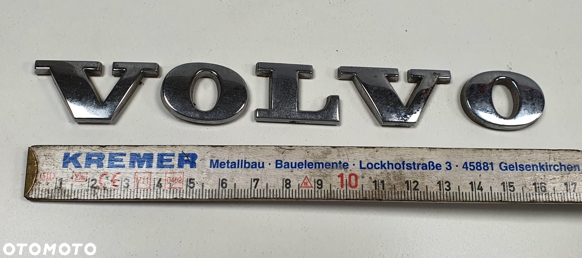 LOGO EMBLEMAT NAPIS ZNACZEK KLAPY TYŁ VOLVO XC70 - 4