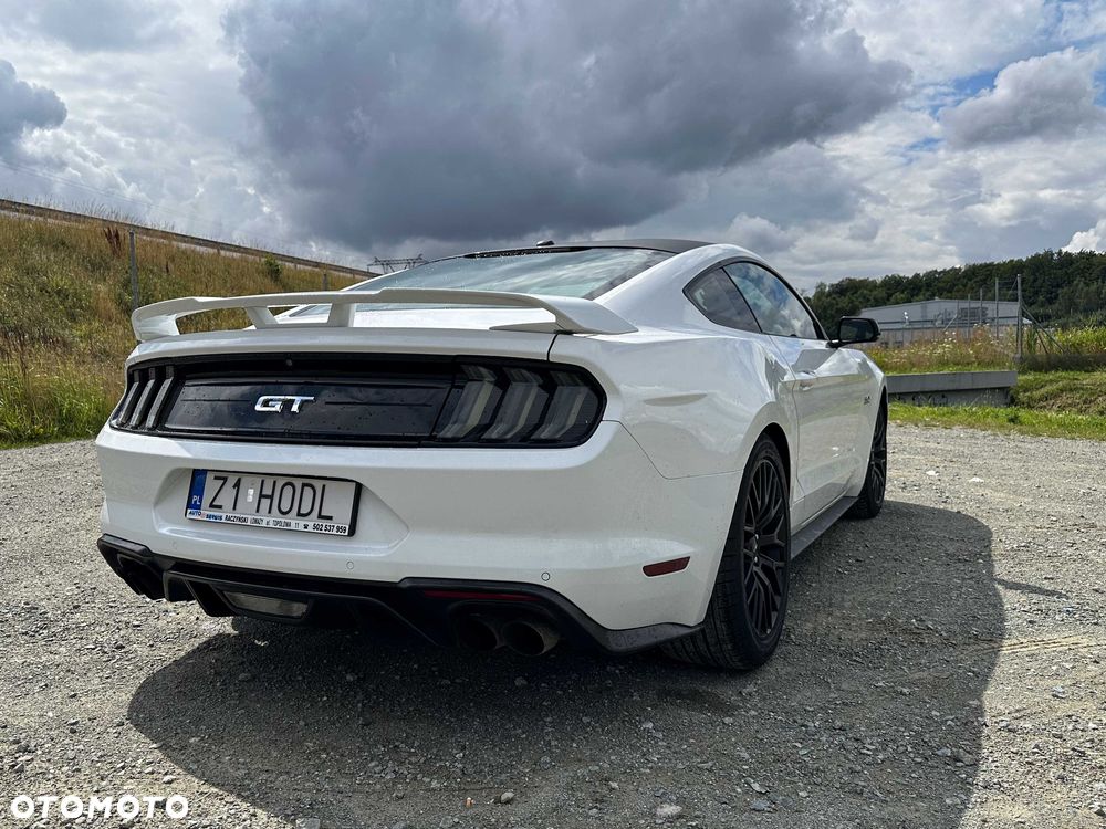 Ford Mustang - 2