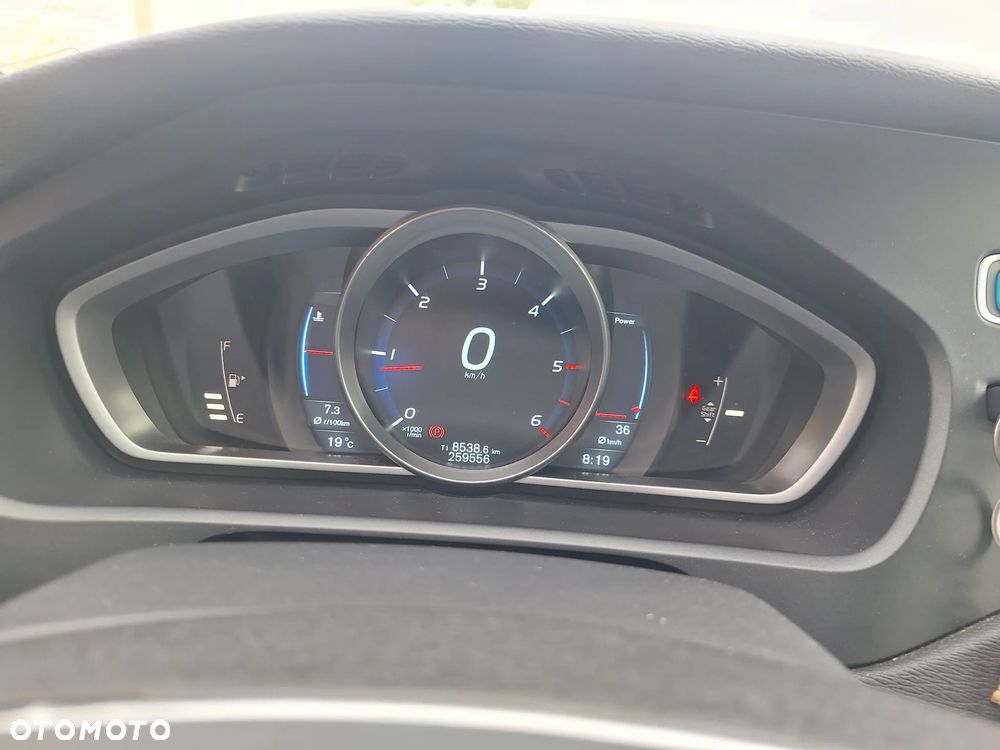 Volvo V40 - 10