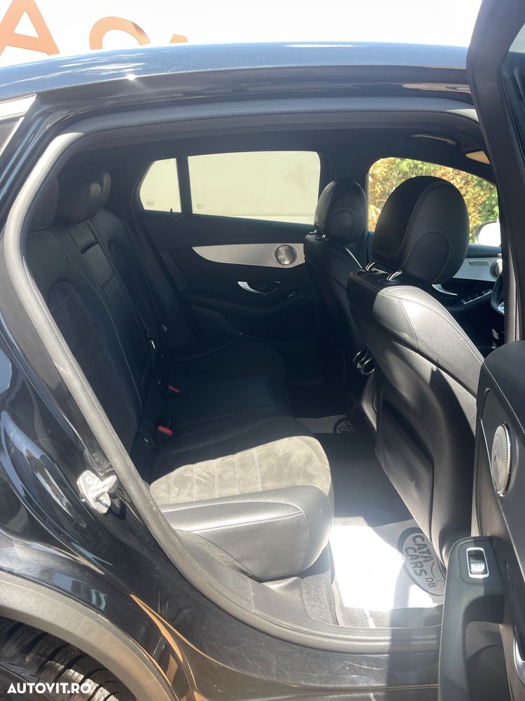 Mercedes-Benz GLC Coupe 300 d 4Matic 9G-TRONIC AMG Line - 23
