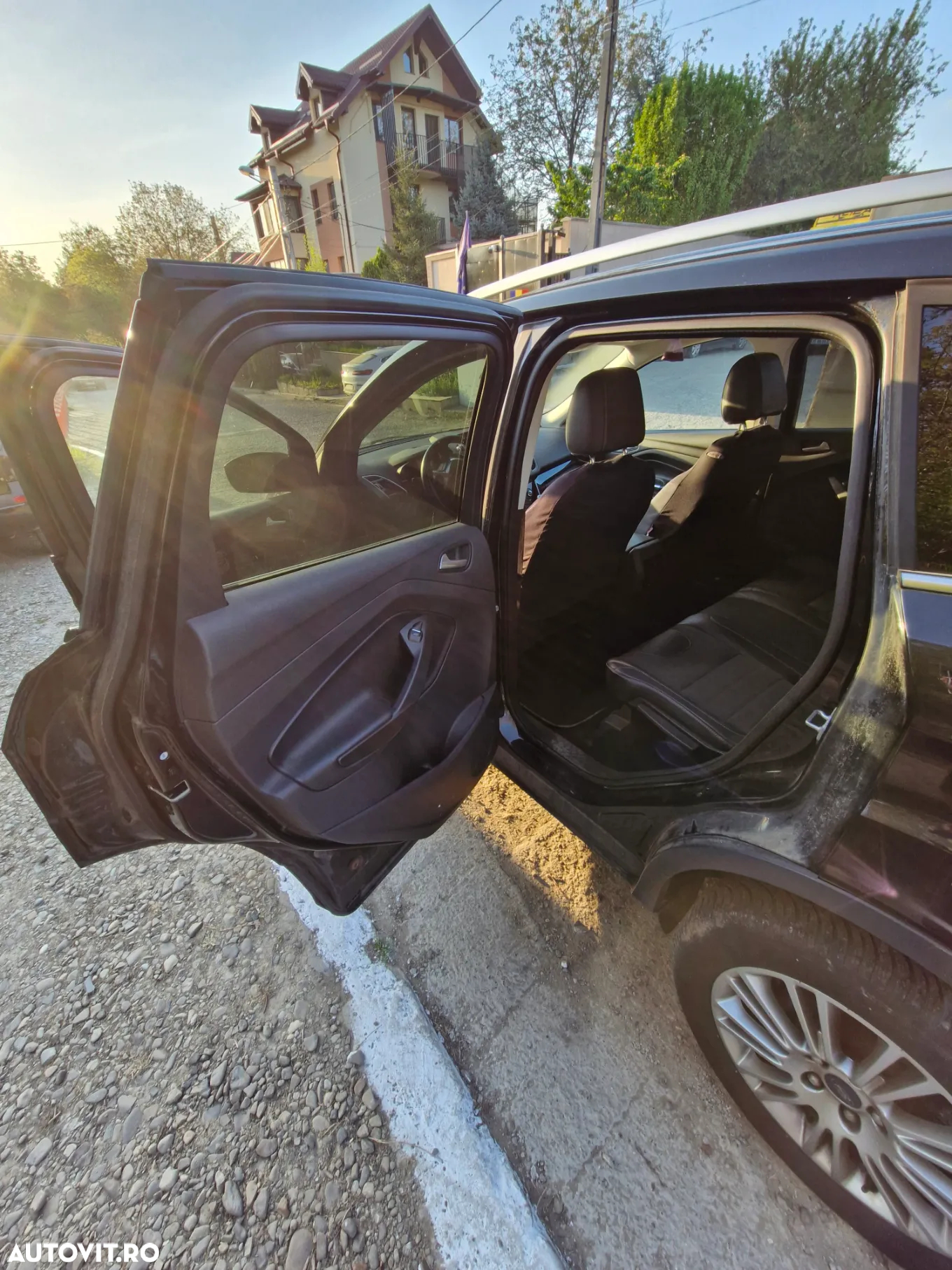 Ford Kuga - 9